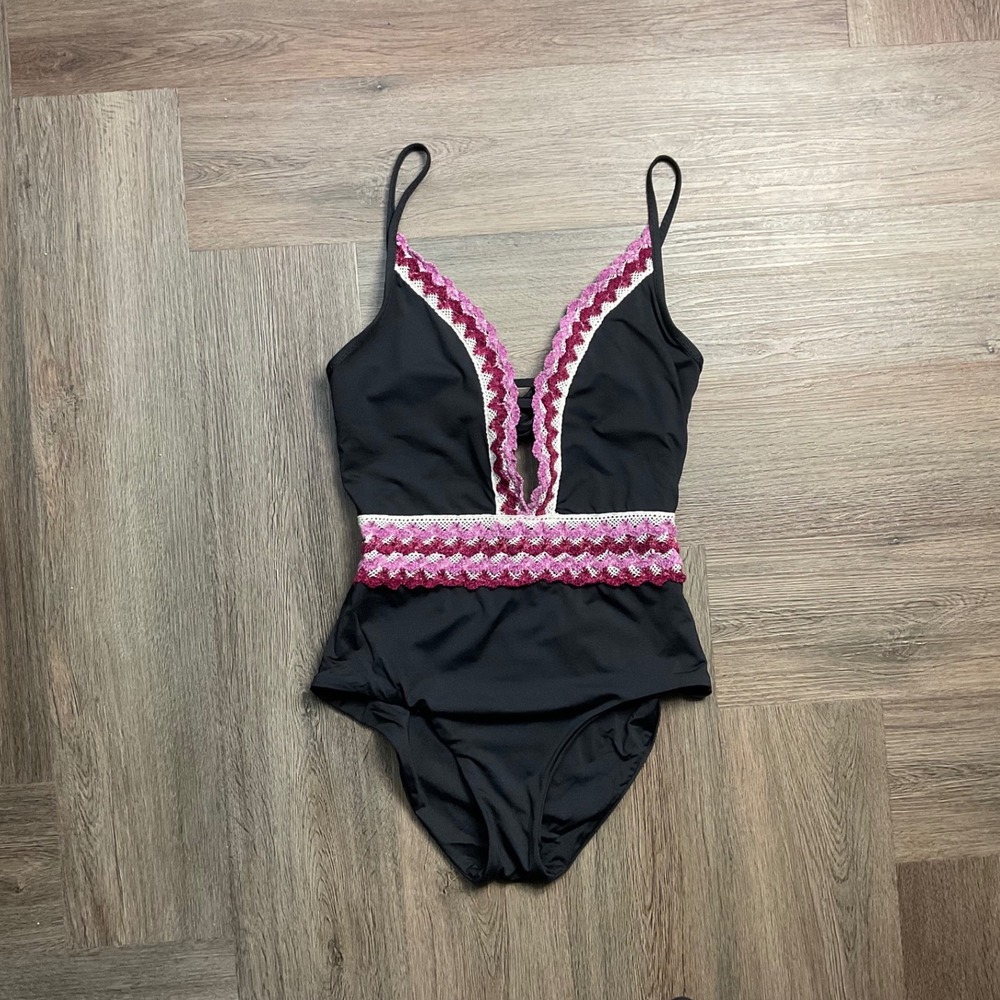 Becca by Rebecca Virtue Crochet Trim Plunge One Piece Swimsuit Women Small Black